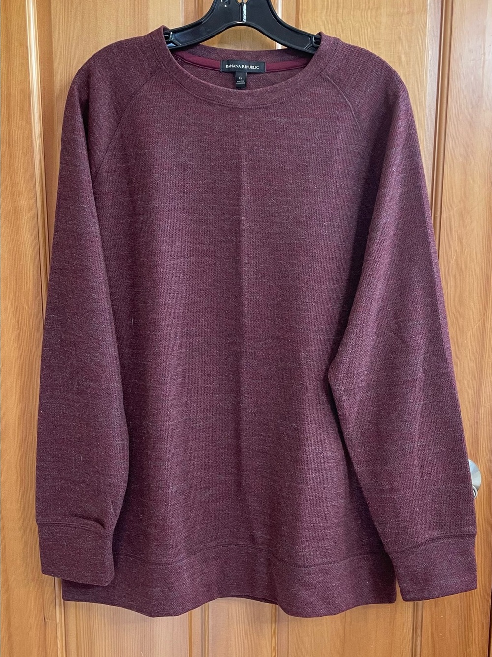 Banana Republic Men's Burgundy Crewneck Pullover